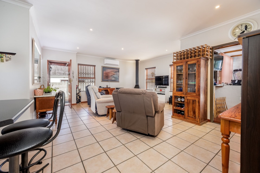 3 Bedroom Property for Sale in Goedemoed Western Cape